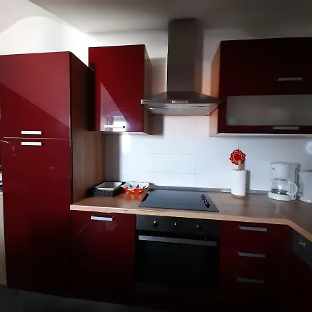 Nika شقة بريمونتيرا