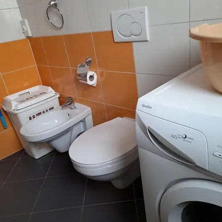 Nika بريمونتيرا