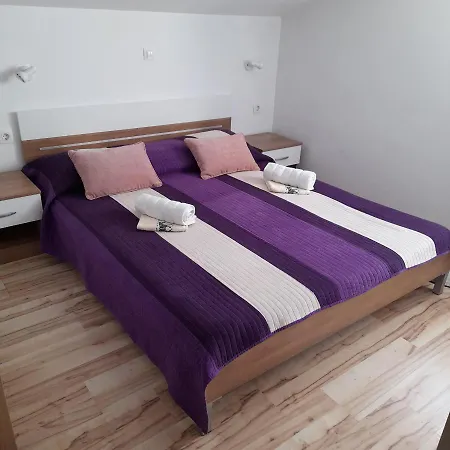 Nika Apartment