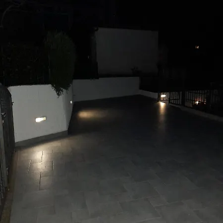 Nika Apartman *